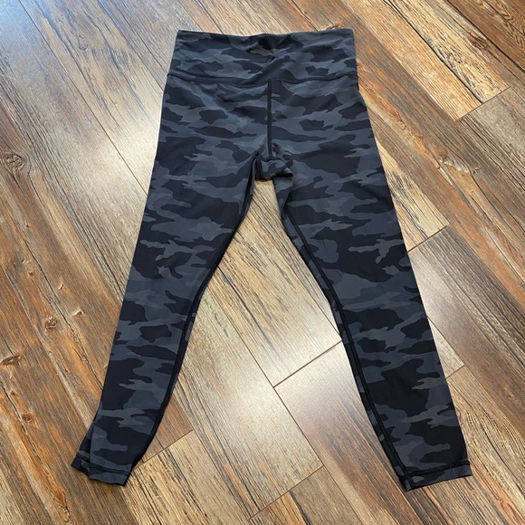 Athleta Other - Athleta Girl Legging - Size 8 - Camo